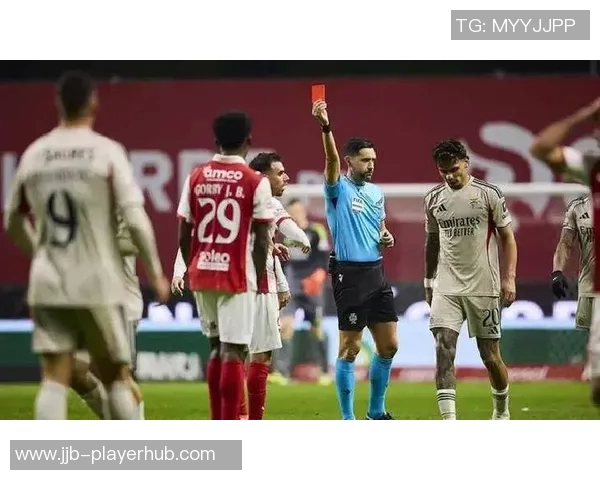 中超精彩对决多特蒙德与本菲卡激战成平引发争议判罚热议