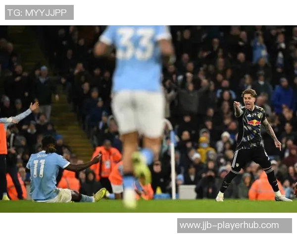德甲精彩对决拜仁大胜莱比锡补时绝杀点燃全场热情与转会传闻交织