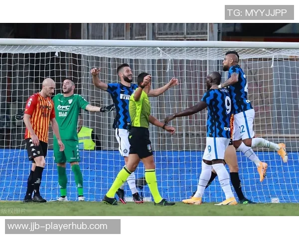 巴黎圣日耳曼友谊赛大胜国米三球横扫点燃全场激情瞬间回顾