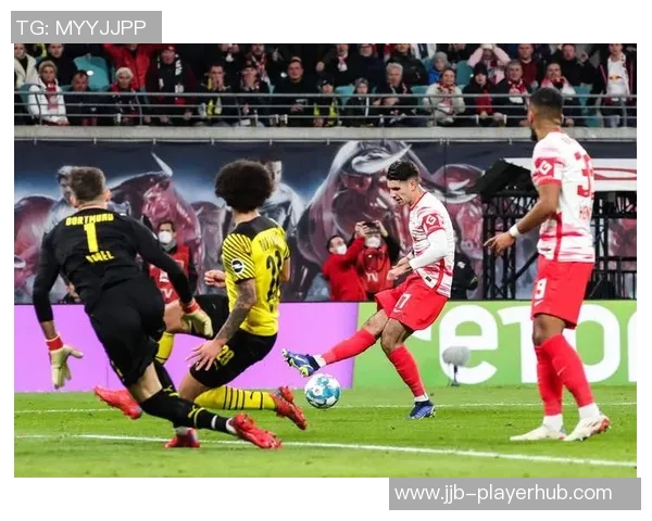 友谊赛精彩回顾：多特蒙德大胜莱比锡引发全场热烈反响