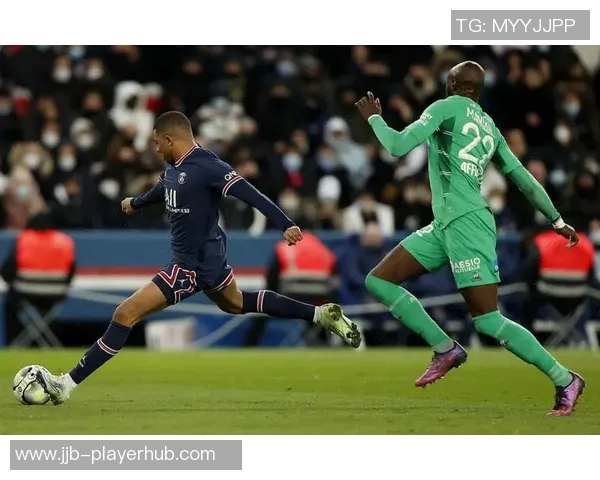 足总杯精彩对决巴黎圣日耳曼大胜AC米兰点球大战引燃全场激情