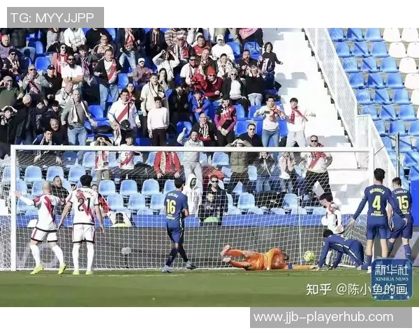 欧联杯惊现乌龙球曼联逆转马竞上演历史冷门精彩瞬间