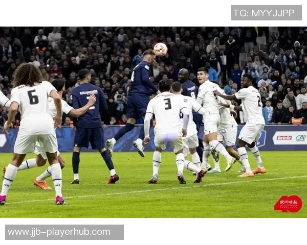 中超激战巴黎圣日耳曼狂胜莱比锡五球引发全场轰动