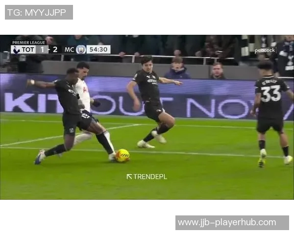 中超精彩对决巴萨轻取热刺乌龙球引发全场欢呼与转会猜想