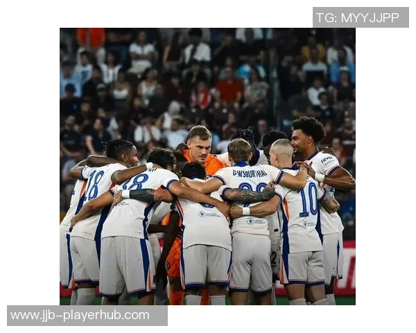 欧联杯精彩对决切尔西大胜皇马五球狂潮引发全场欢呼