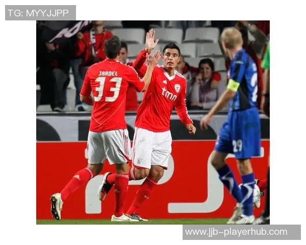 国王杯精彩对决本菲卡与里昂战成平局绝杀瞬间引发全场狂欢